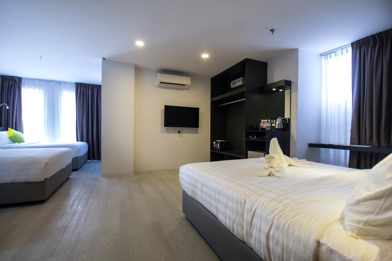 Manhattan Hotel Ipoh Bagian luar foto