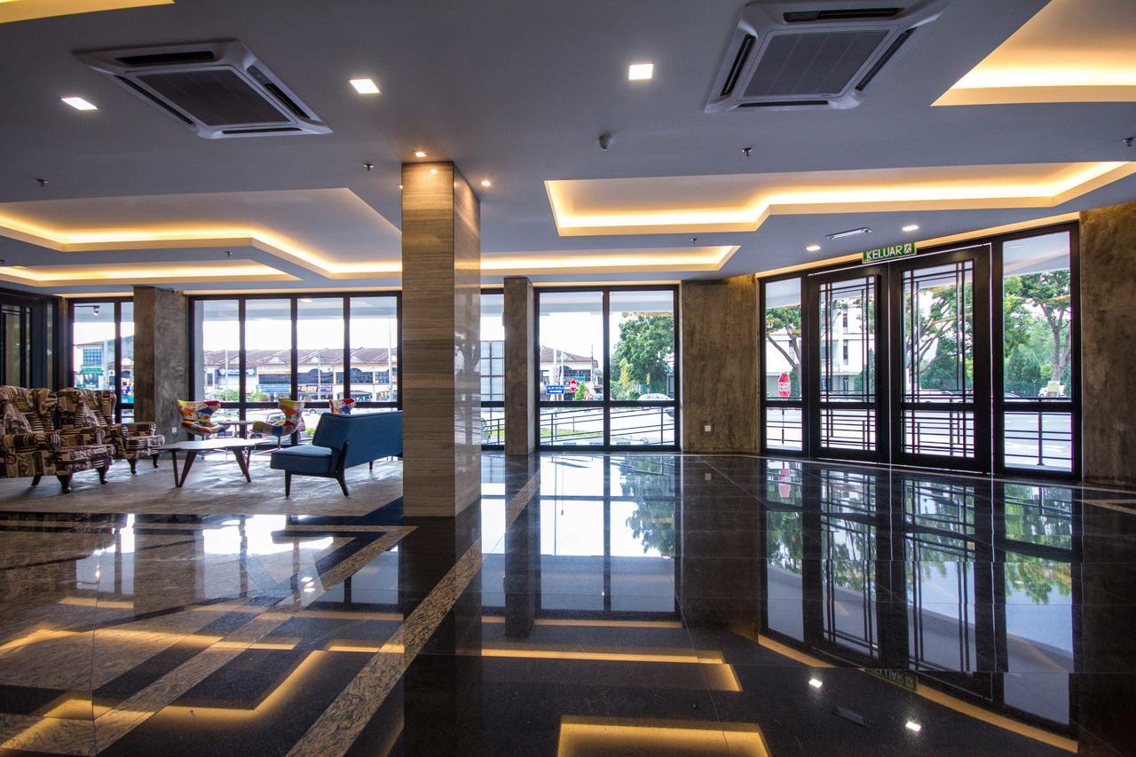 Manhattan Hotel Ipoh Bagian luar foto